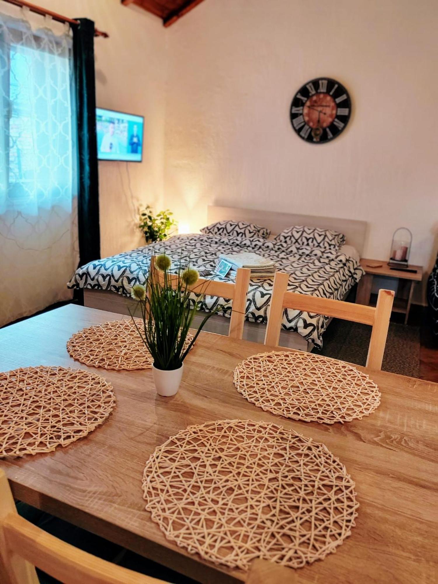 Studio Apartman Buteo 자스트레바르스코 외부 사진